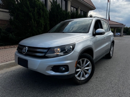 2017 Volkswagen Tiguan  	